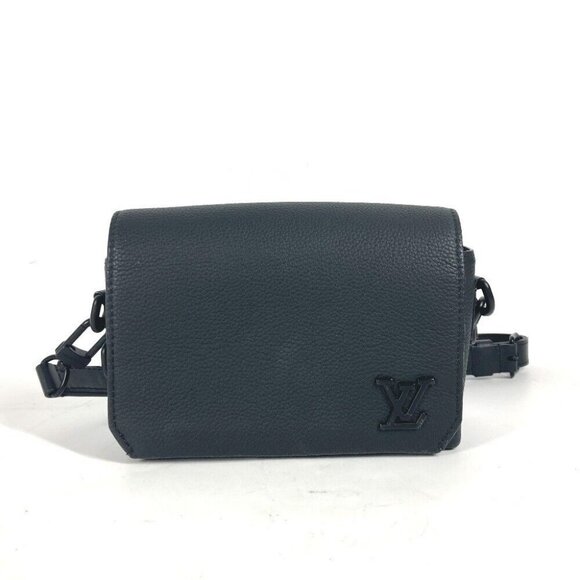 LOUIS VUITTON LV Aerogram Fastline - Wearable Pochette Body Bag - Picture 1 of 16